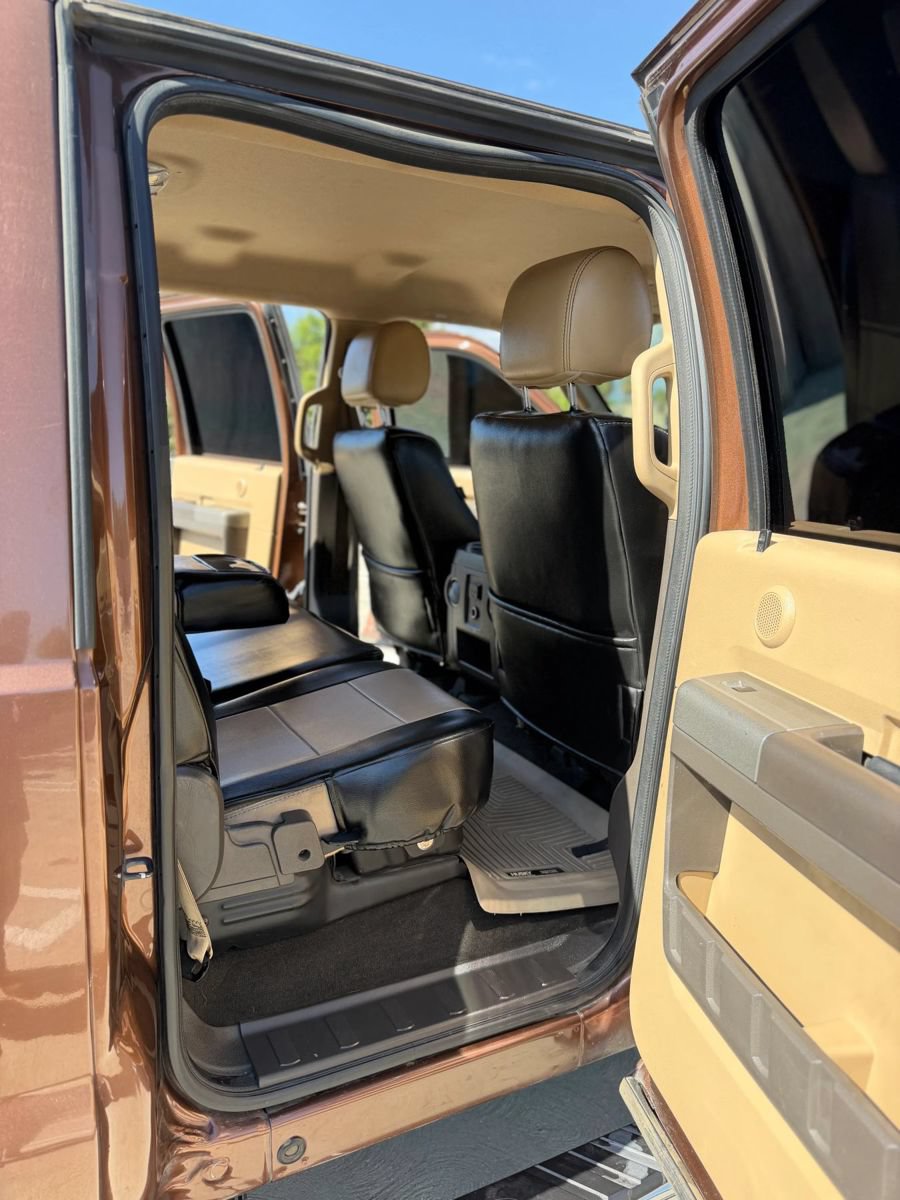 Used 2012 Ford F250 Lariat w/ Lariat Interior Pkg AWD/4WD image 6