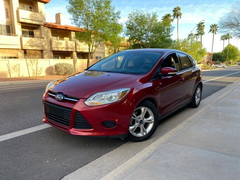 Used 2014 Ford Focus SE image 6