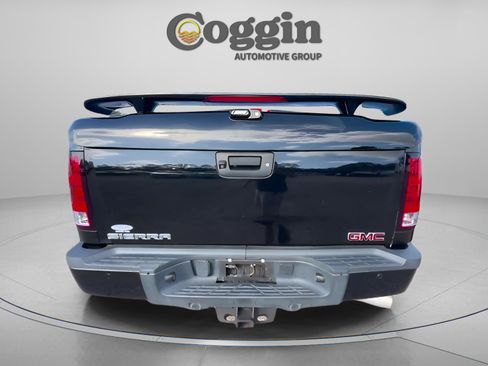 Used 2013 GMC Sierra 2500 Denali w/ Suspension Package, Off-Road image 7