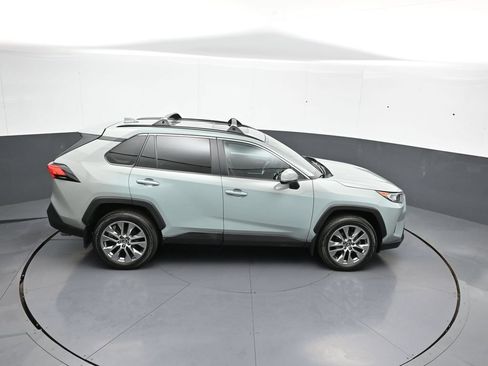 Certified 2020 Toyota RAV4 XLE Premium AWD/4WD image 38