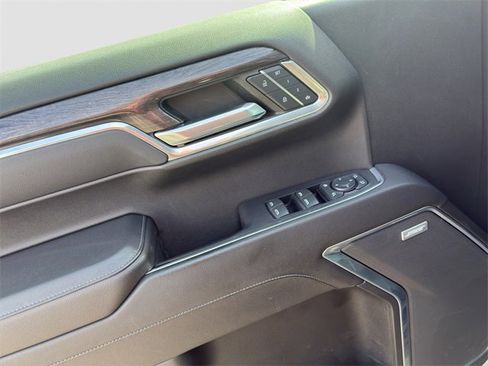 Used 2022 Chevrolet Silverado 1500 LTZ image 13