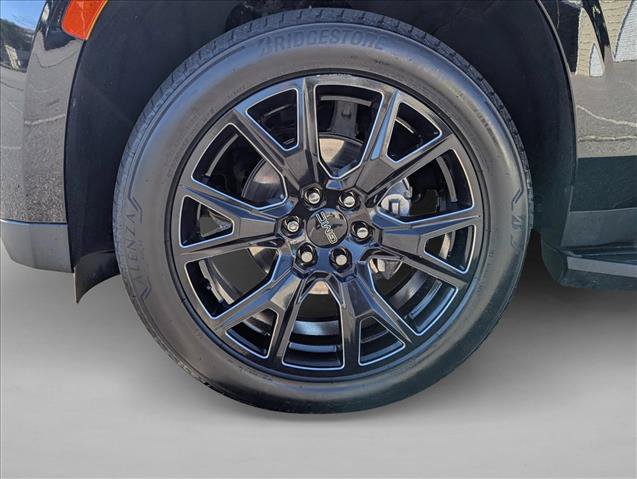 Used 2022 GMC Yukon XL SLE AWD/4WD image 9