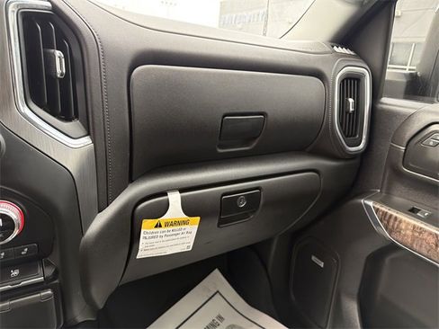 Used 2022 GMC Sierra 3500 Denali w/ Technology Package image 22