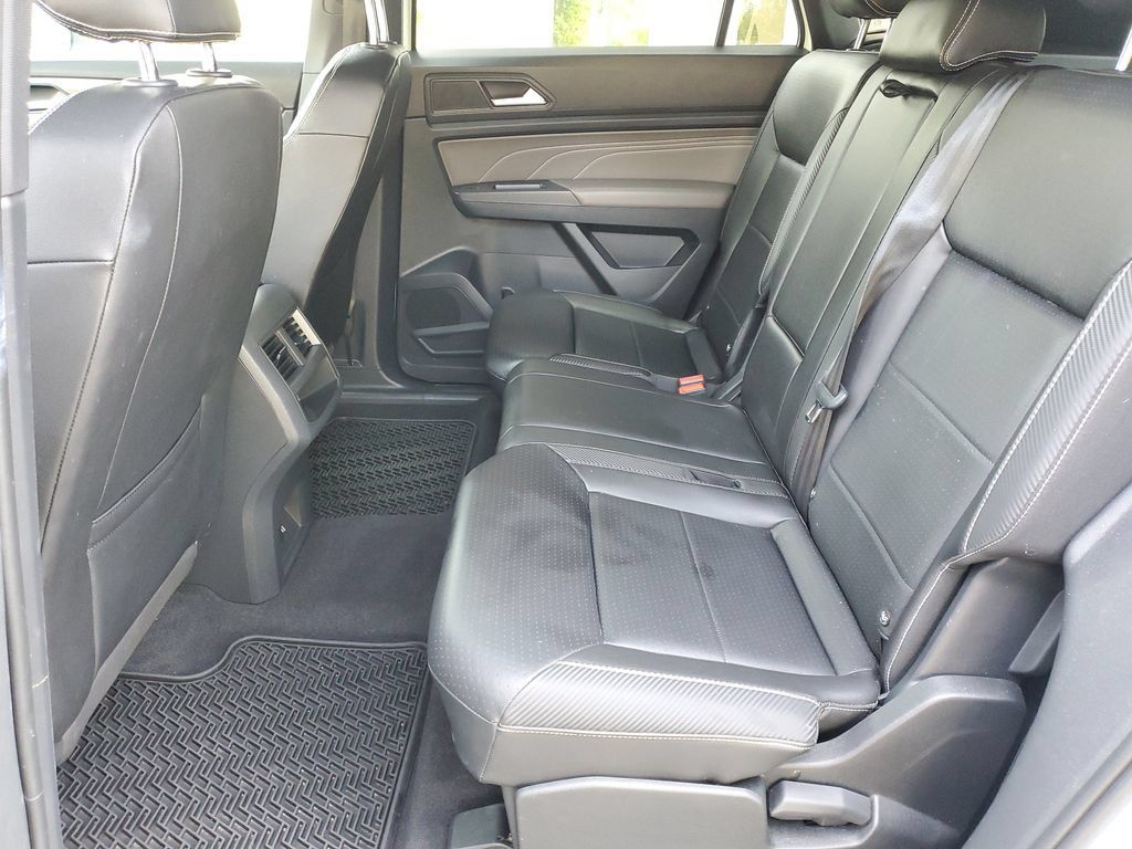 Used 2021 Volkswagen Atlas Cross Sport SE AWD/4WD image 14
