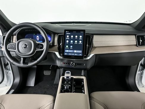 New 2026 Volvo XC90 B6 Plus w/ Protection Package Premier image 18