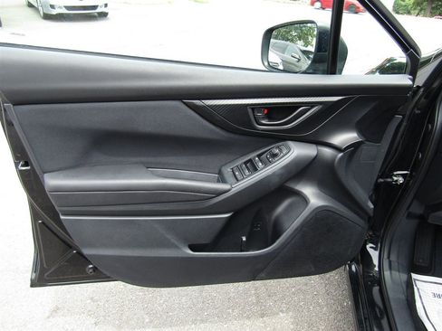 Used 2018 Subaru Impreza 2.0i Premium w/ Eyesight & BSD & Rcta AWD/4WD image 13