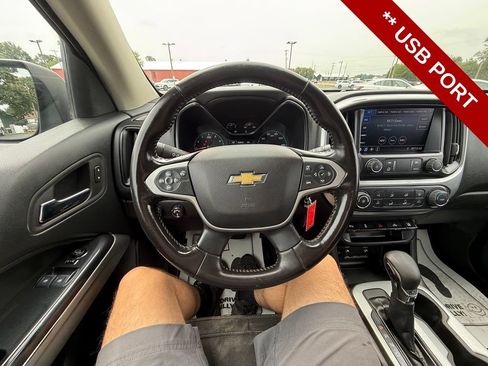 Used 2022 Chevrolet Colorado LT w/ Fleet Safety Package AWD/4WD image 16