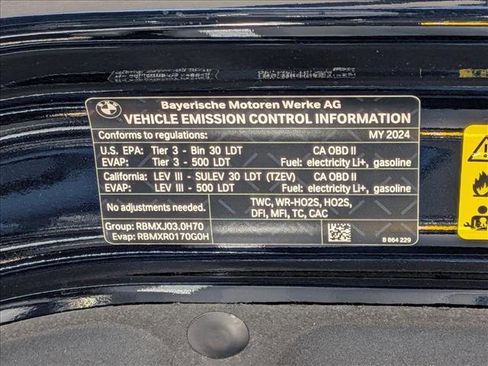 Certified 2024 BMW X5 xDrive50e w/ Executive Package AWD/4WD image 28