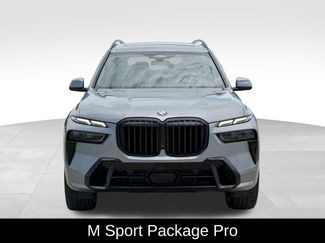 Used 2025 BMW X7 xDrive40i w/ M Sport Package AWD/4WD video 3