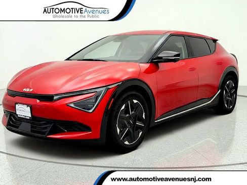 Used 2025 Kia EV6 Wind RWD image 1