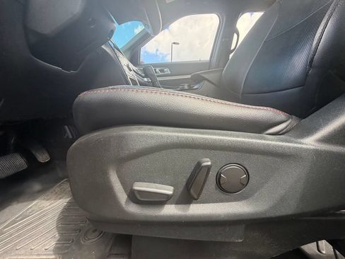 Used 2019 Ford Explorer Sport w/ Equipment Group 401A AWD/4WD image 44