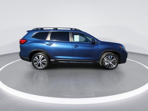 Used 2022 Subaru Ascent Limited w/ Technology Package image 2
