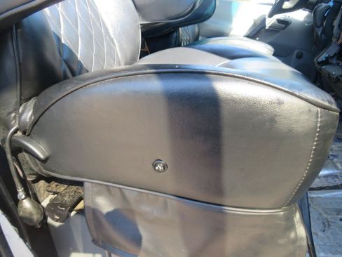 Used 2010 Freightliner Sprinter 2500 RWD image 26