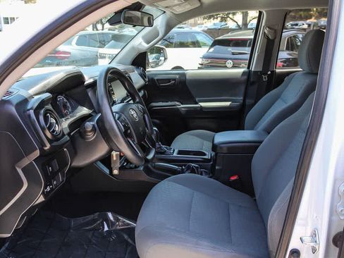 Used 2021 Toyota Tacoma SR AWD/4WD image 18