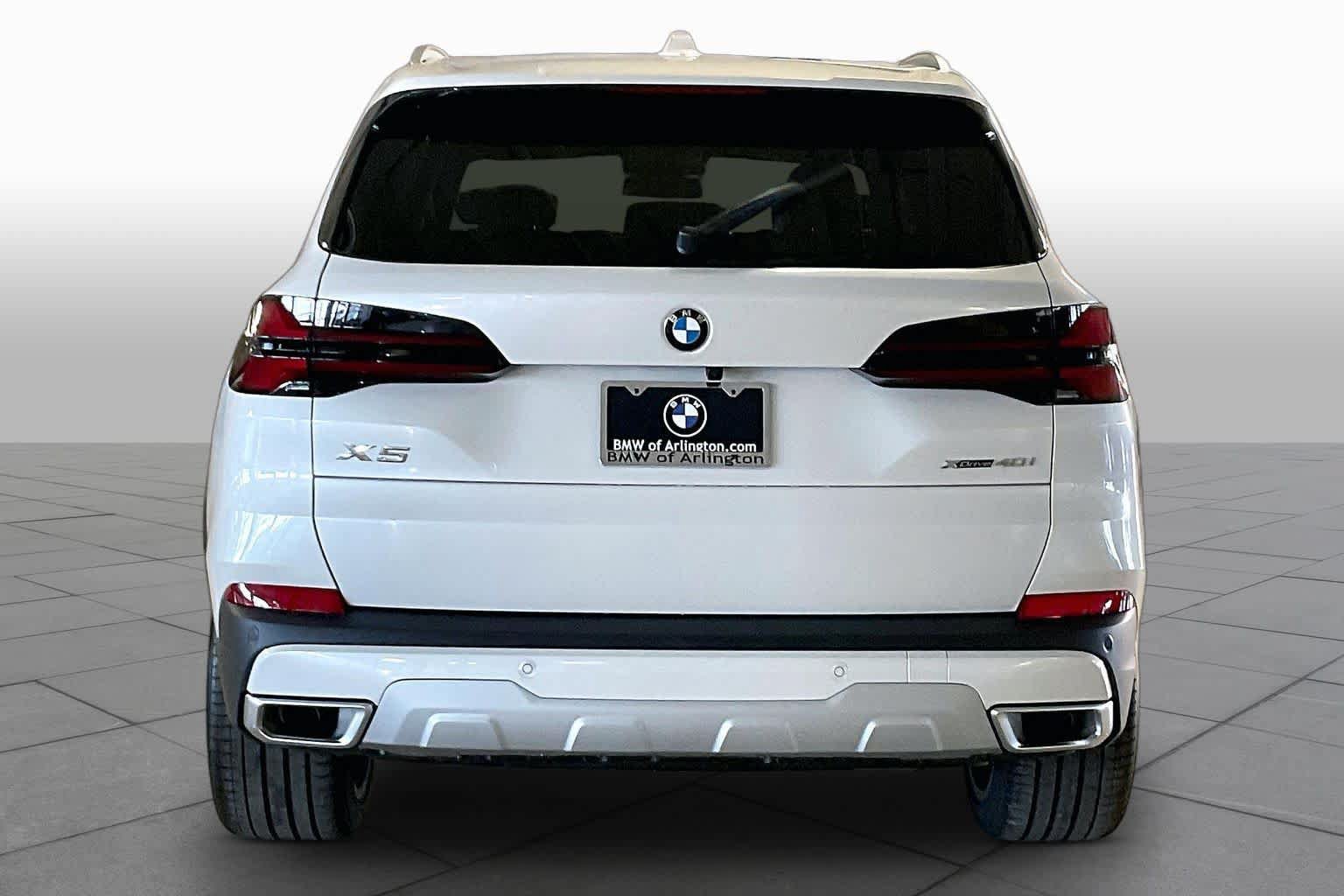 Used 2026 BMW X5 xDrive40i w/ Premium Package AWD/4WD image 4