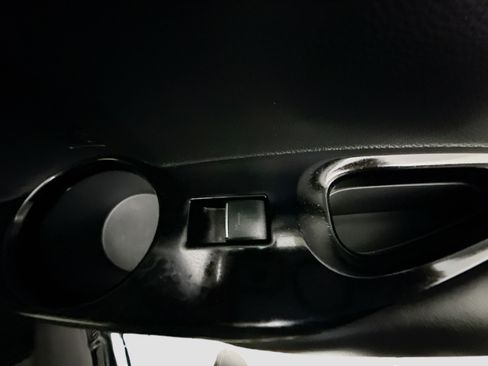 Used 2021 Toyota Corolla SE FWD image 31