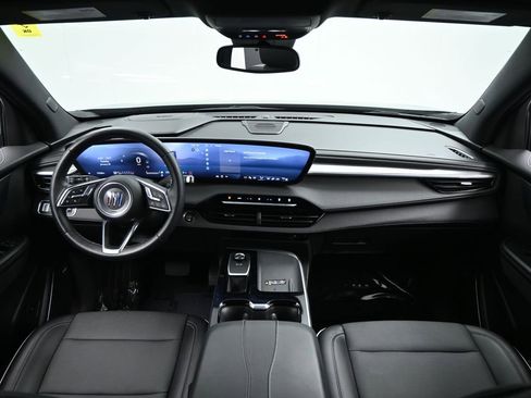 Used 2025 Buick Enclave Preferred image 21