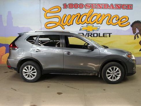 Used 2020 Nissan Rogue SV AWD/4WD image 1