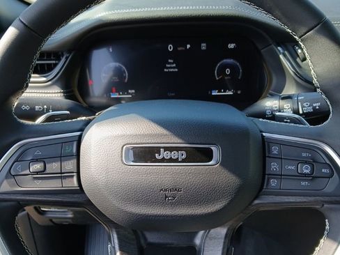 New 2026 Jeep Grand Cherokee L Limited AWD/4WD image 14