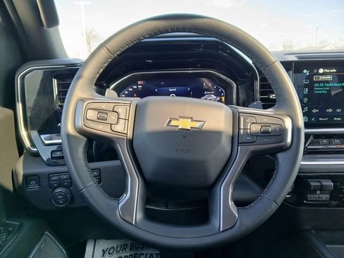 Used 2024 Chevrolet Silverado 1500 High Country w/ High Country Premium Package image 19