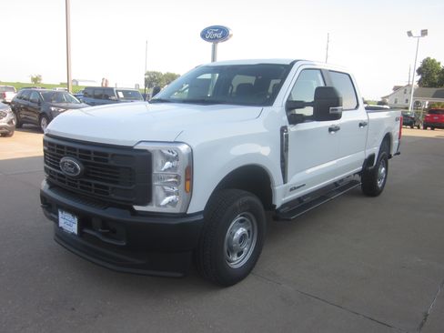 New 2026 Ford F350 XL AWD/4WD image 3