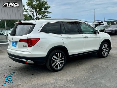 Used 2018 Honda Pilot Elite image 7