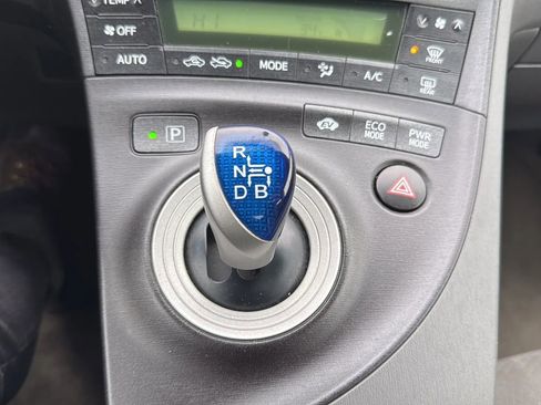 Used 2011 Toyota Prius Two image 19