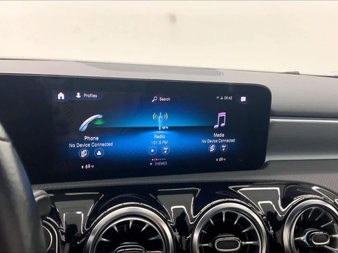 Certified 2022 Mercedes-Benz A 220 image 23