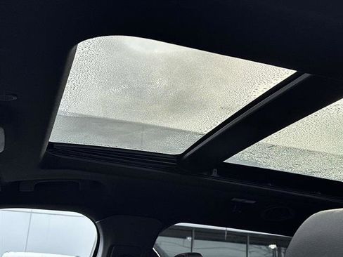 Used 2022 Ford Explorer ST-Line w/ Class IV Trailer Tow Package image 14