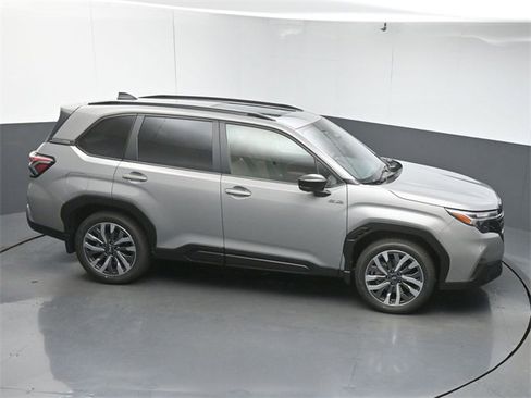 Used 2025 Subaru Forester Touring w/ Touring Package image 51