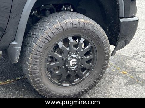 Used 2024 Chevrolet Silverado 3500 High Country w/ High Country Premium Package AWD/4WD image 8