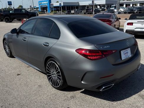 Used 2023 Mercedes-Benz C 300 Sedan image 5