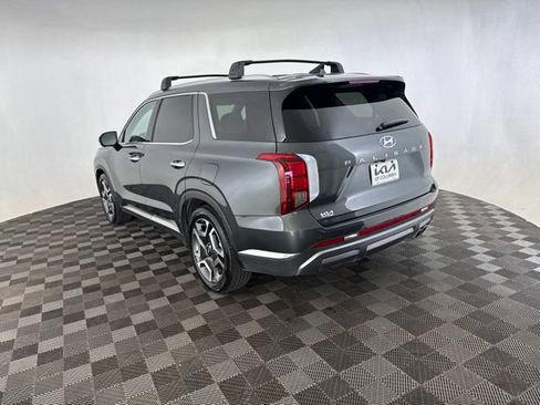 Used 2023 Hyundai Palisade Limited w/ Cargo Package FWD image 9
