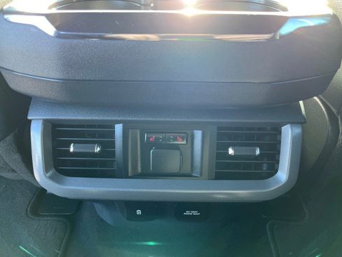 Used 2024 Ford F150 Lariat w/ Equipment Group 502A High image 25