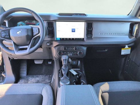 New 2025 Ford Bronco Big Bend image 11