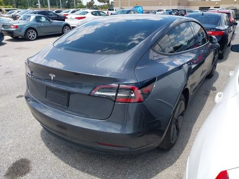 Used 2021 Tesla Model 3 Standard Range Plus RWD image 2