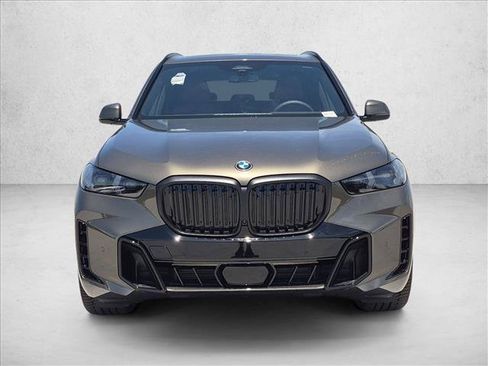 New 2026 BMW X5 xDrive40i w/ M Sport Package AWD/4WD image 6