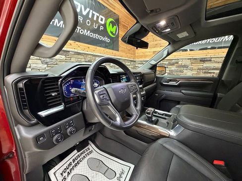 Used 2024 Chevrolet Silverado 1500 LT Trail Boss w/ LT Trail Boss Premium Package image 10