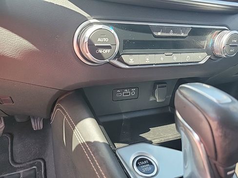 Used 2021 Nissan Altima 2.5 SL AWD/4WD image 28