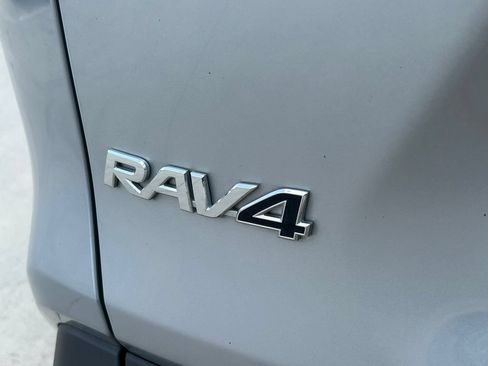 Used 2025 Toyota RAV4 XLE Premium FWD image 13