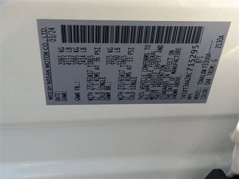 Used 2024 Nissan Rogue S image 40