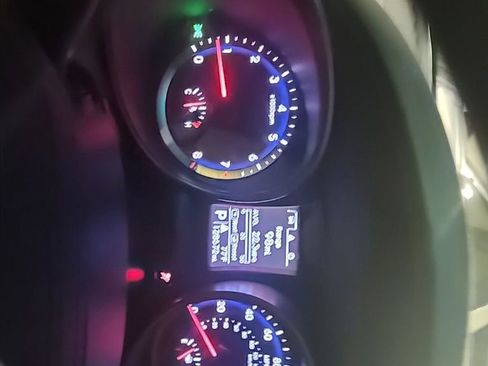 Used 2016 Hyundai Santa Fe SE image 4