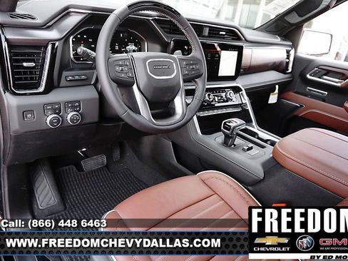 New 2025 GMC Sierra 1500 Denali Ultimate image 10