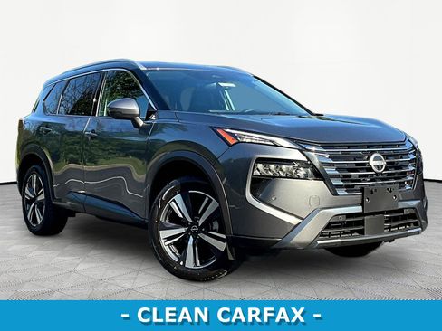 Used 2026 Nissan Rogue SL FWD image 3