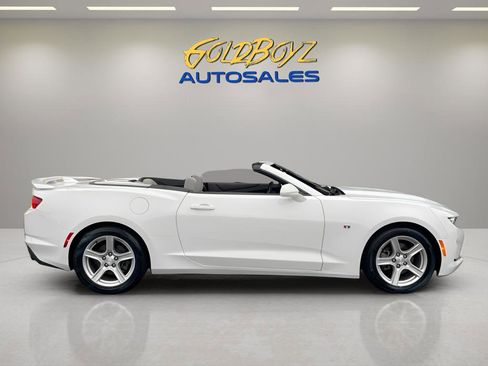 Used 2022 Chevrolet Camaro LT image 3