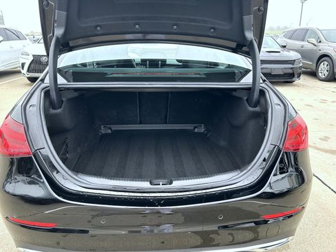 Used 2024 Mercedes-Benz C 300 Sedan image 9