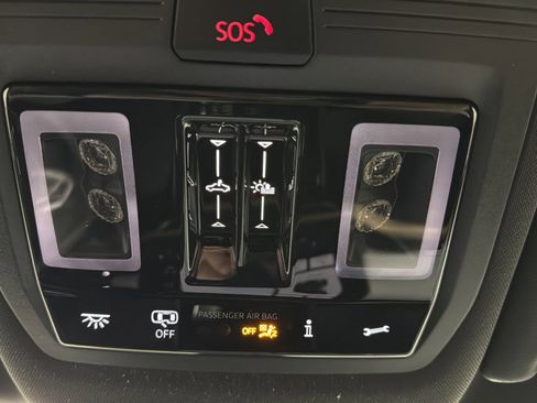 New 2026 Volkswagen Atlas Cross Sport SE AWD/4WD image 25