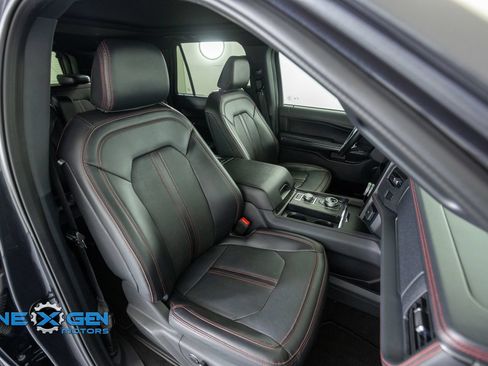 Used 2024 Ford Expedition Limited AWD/4WD image 45