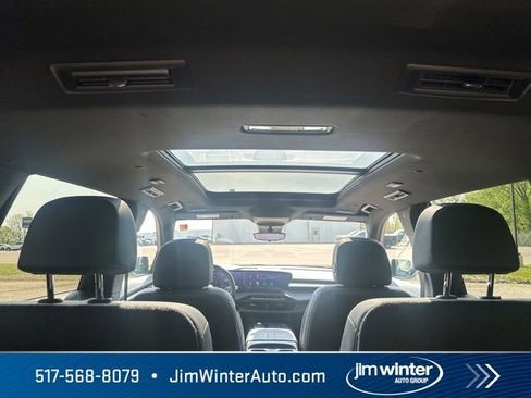 Used 2025 Buick Enclave Avenir w/ Super Cruise Package AWD/4WD image 20