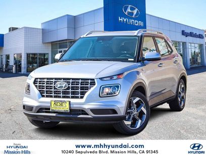 New 2025 Hyundai Venue SEL
